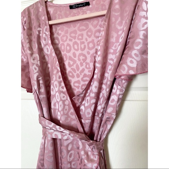 Pink leopard print silk / jacquard wrap midi dress - Picture 3 of 4
